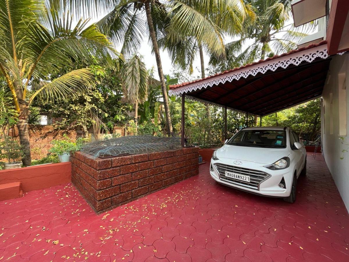 Gayatri Homestay Ratnāgiri Exterior foto