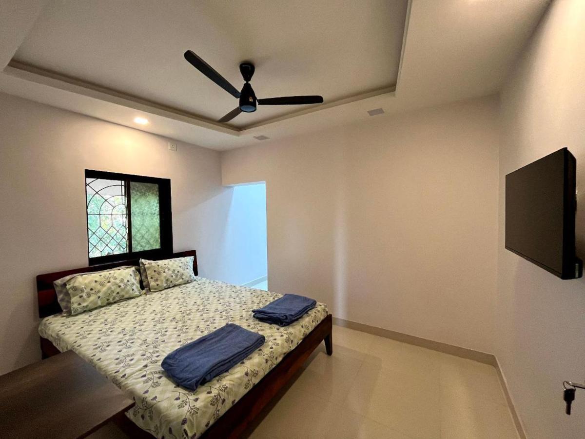 Gayatri Homestay Ratnāgiri Exterior foto